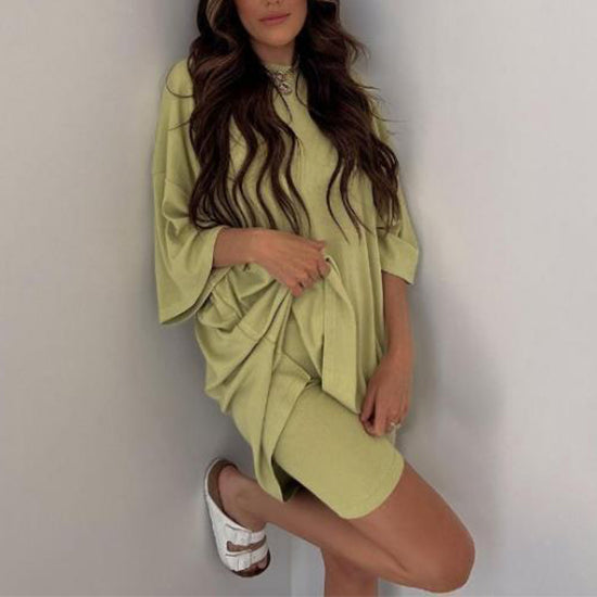 Summer Shorts Suit | Women's Loose T-Shirt & Slim Fit Pants-Metro Lane Plaza