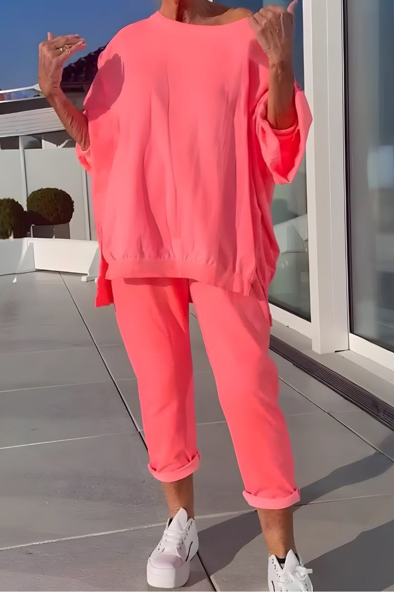 Kenia | Women's Elegant Comfort Set-Metro Lane Plaza
