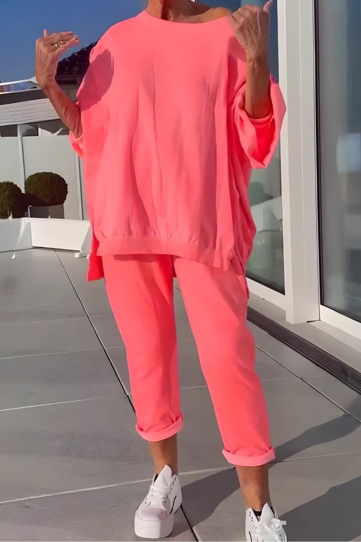 Kenia | Women's Elegant Comfort Set-Metro Lane Plaza