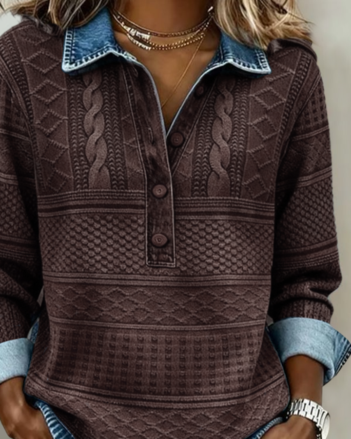 Damenpullover mit Zopfmuster und Knopfleiste