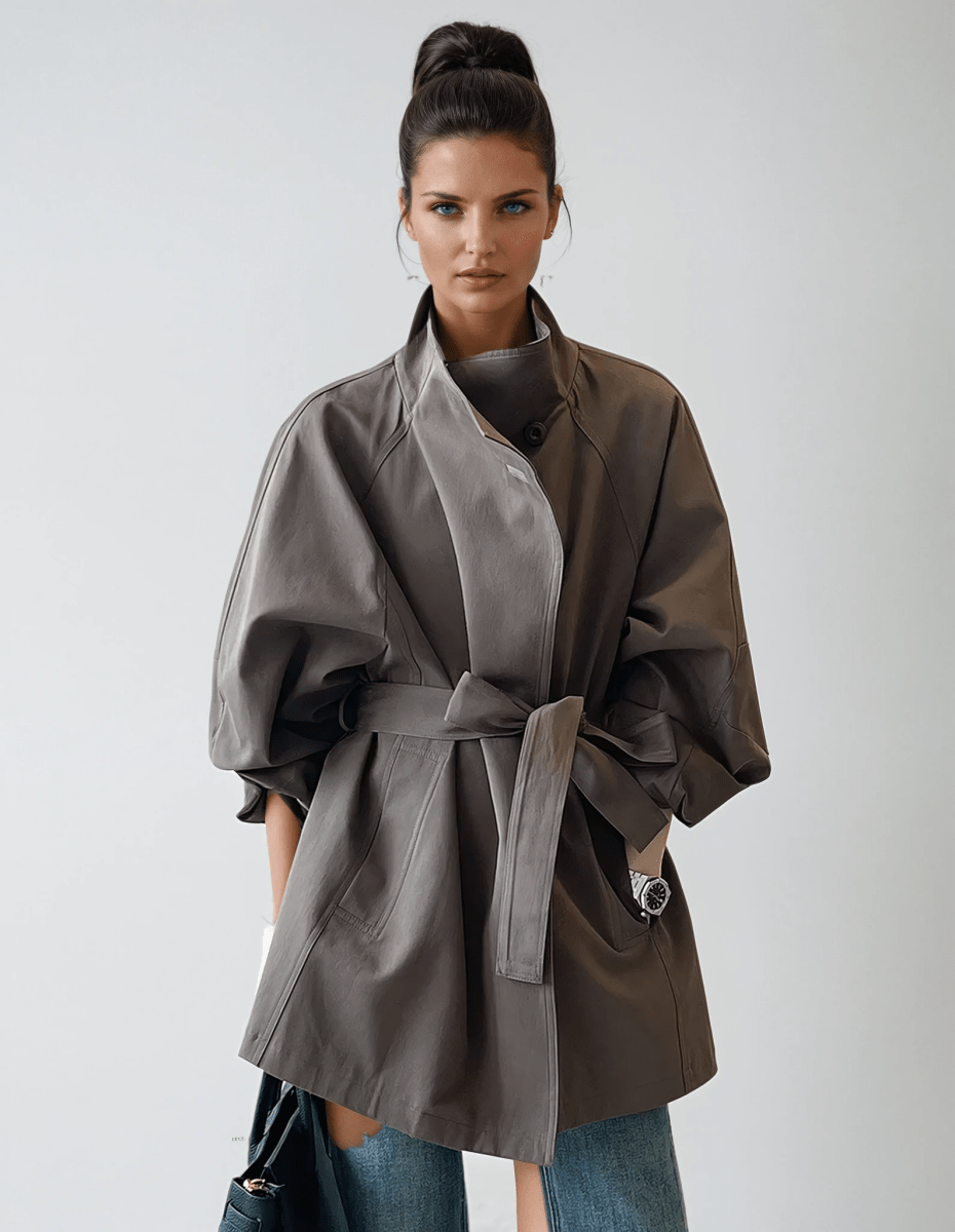 Gabardina elegante de gola subida para mulher