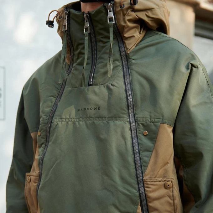 Dicke, wattierte Herrenjacke