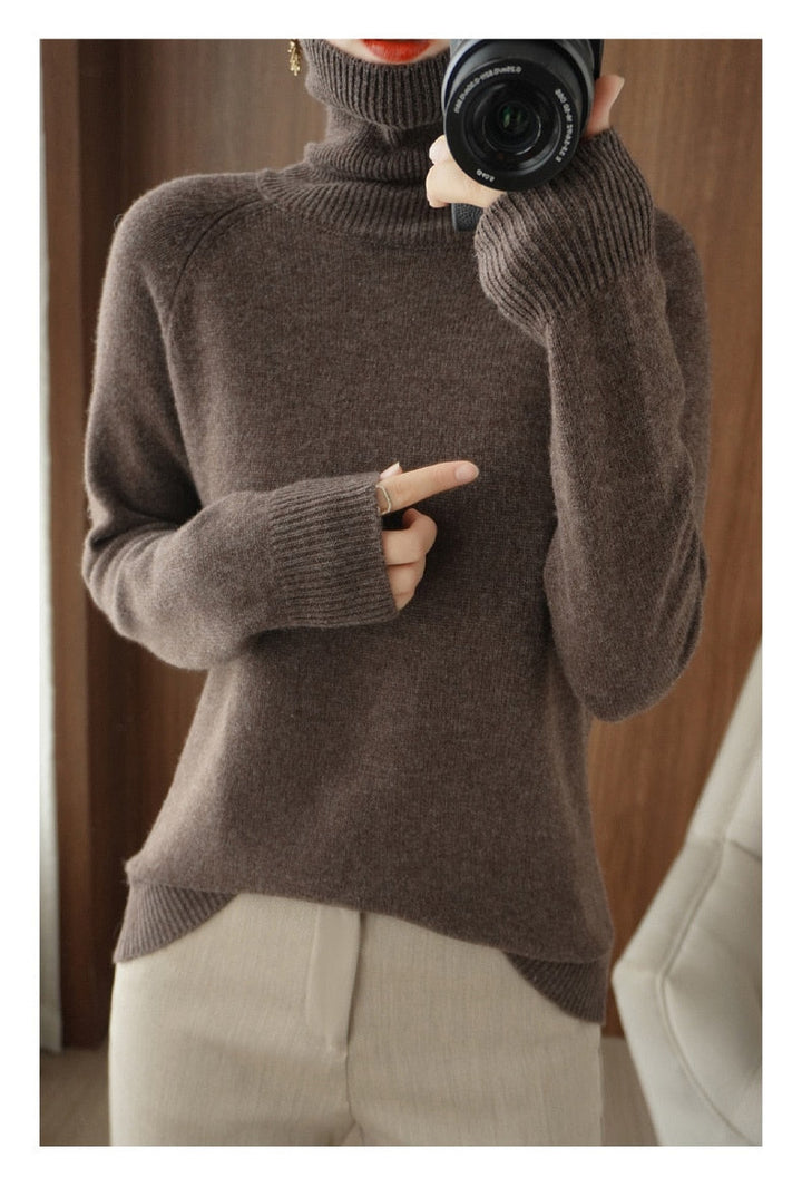 Sweater med lange ærmer og rullekrave til kvinder