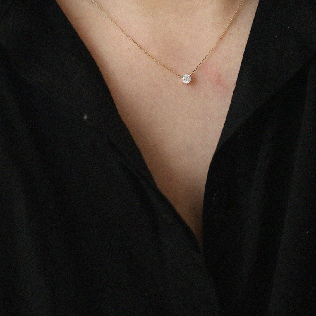 Alia | Women's Gold Pendant Necklace-Metro Lane Plaza