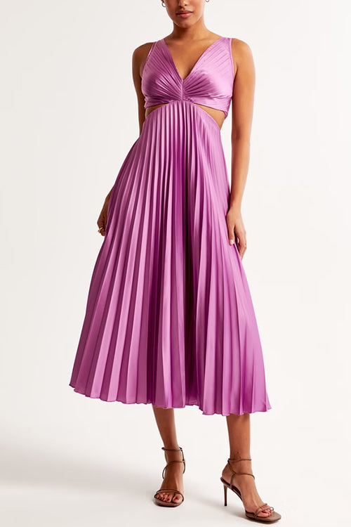 Women's Elegant Pleated Maxi Dress with Flattering Silhouette-Metro Lane Plaza