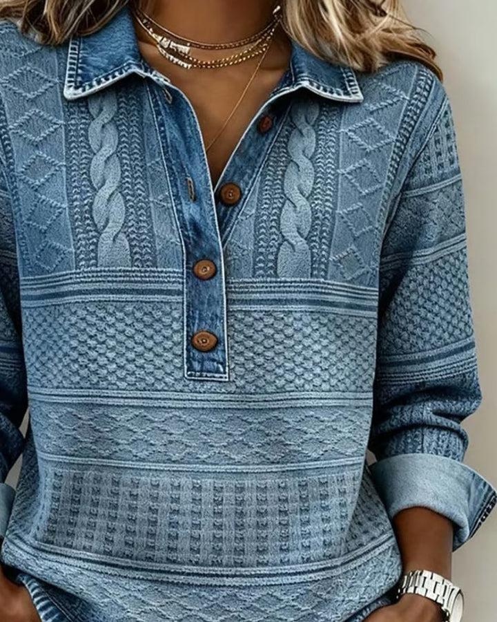 Damenpullover mit Zopfmuster und Knopfleiste