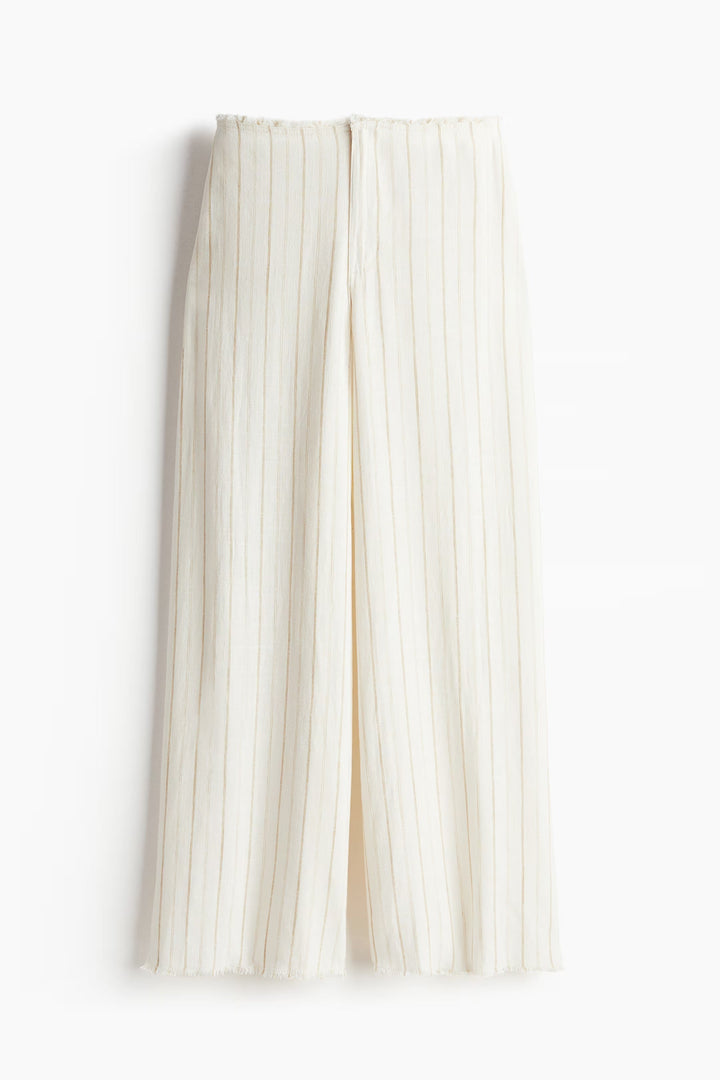 Tilde | Women's Wide-Legged Jeans – Light Denim, Relaxed Fit-Metro Lane Plaza