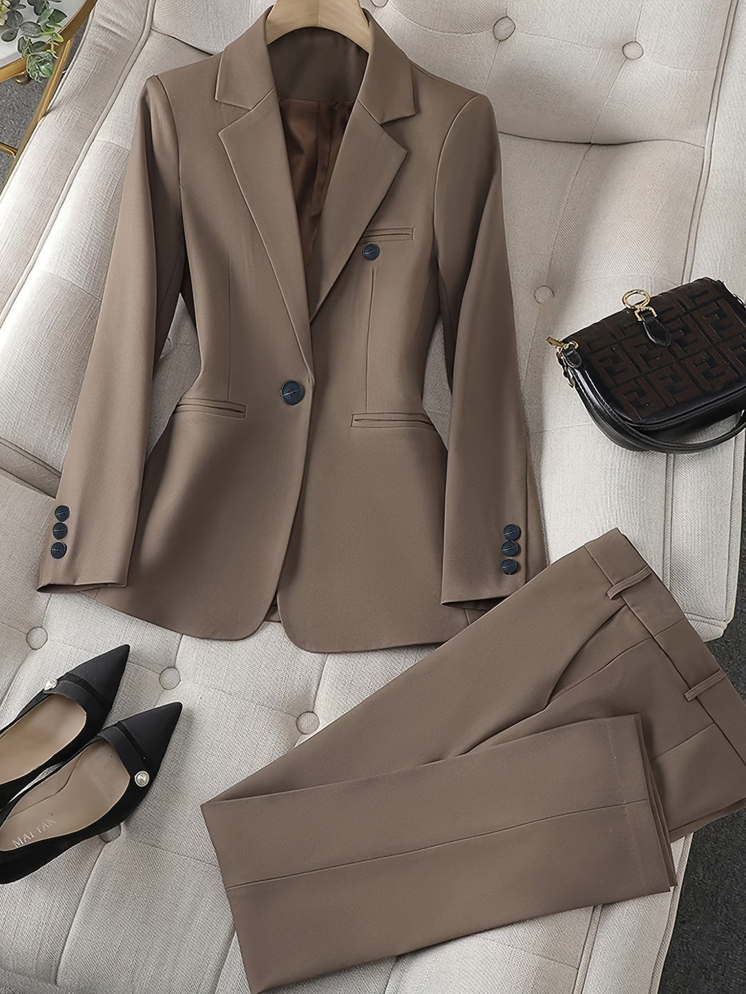 Women's Timeless Blazer Suit with Lapel Collar – Elegant for All Seasons-Metro Lane Plaza