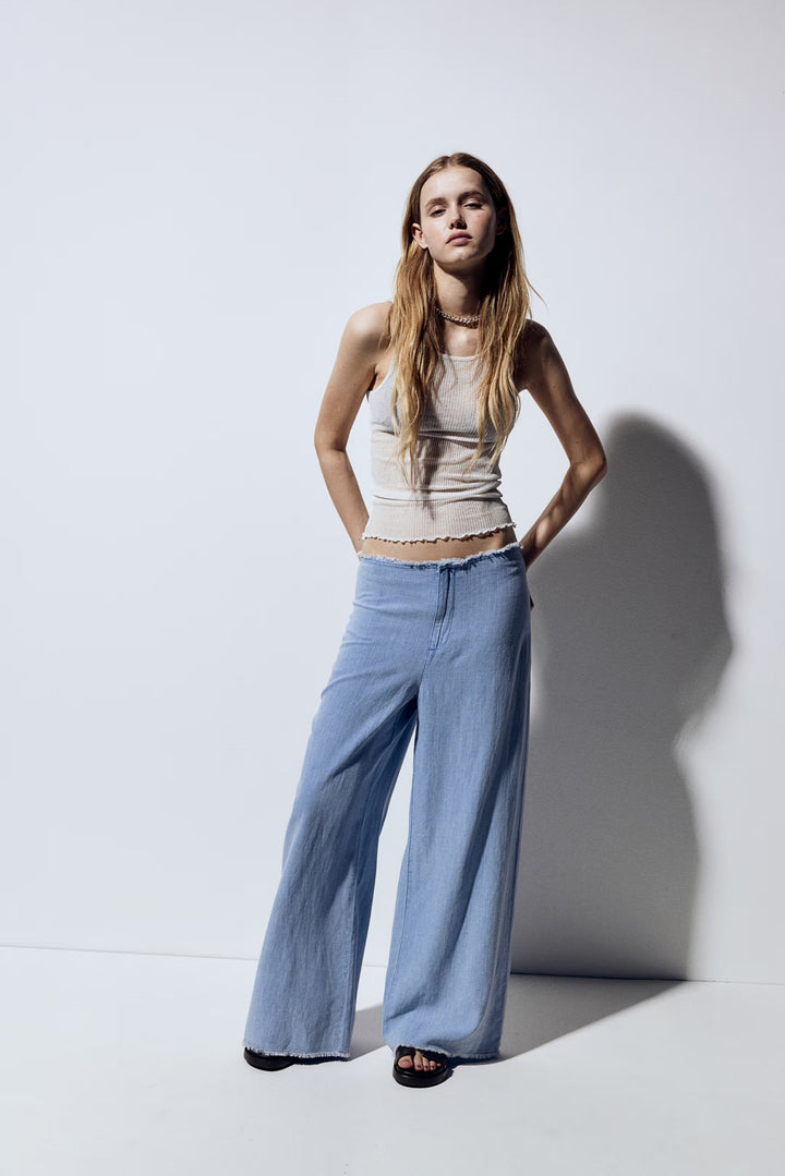 Tilde | Women's Wide-Legged Jeans – Light Denim, Relaxed Fit-Metro Lane Plaza
