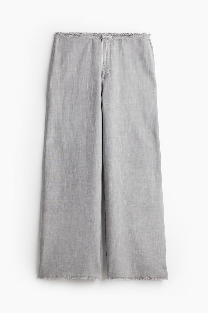 Tilde | Women's Wide-Legged Jeans – Light Denim, Relaxed Fit-Metro Lane Plaza