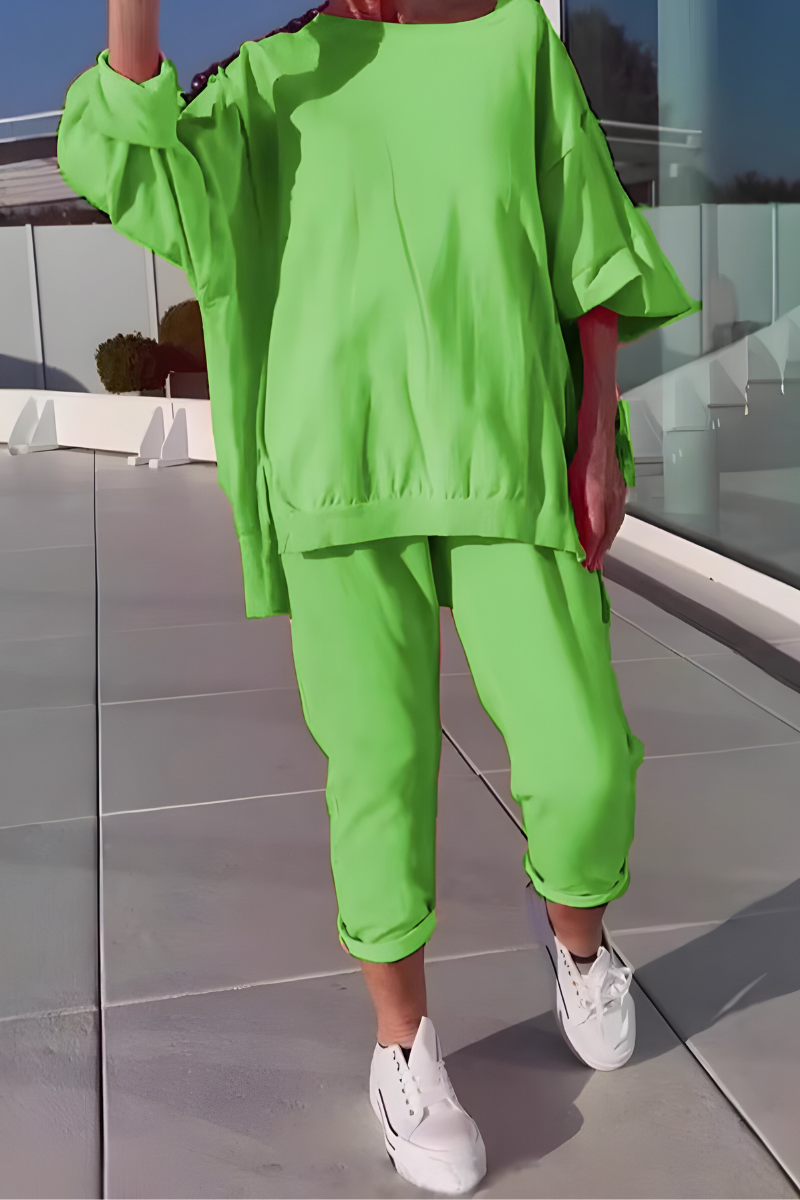 Kenia | Women's Elegant Comfort Set-Metro Lane Plaza