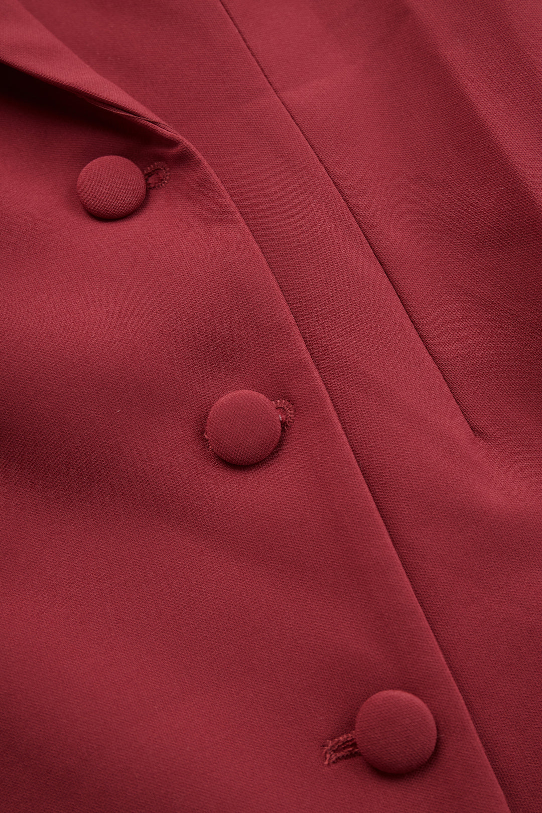 Vestido blazer feminino elegante de corte cintado e decote em V