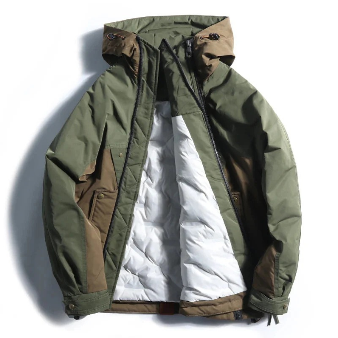 Dicke, wattierte Herrenjacke