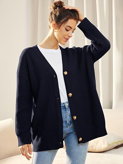 Gestrickte Strickjacke mit Knöpfen für Damen