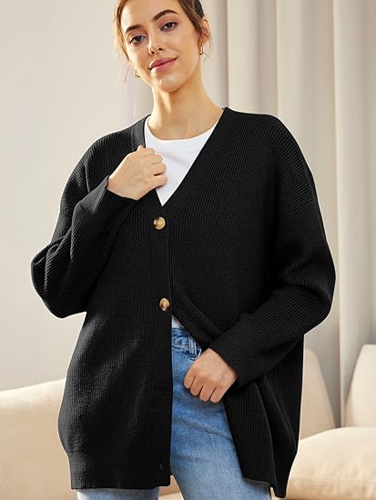 Gestrickte Strickjacke mit Knöpfen für Damen