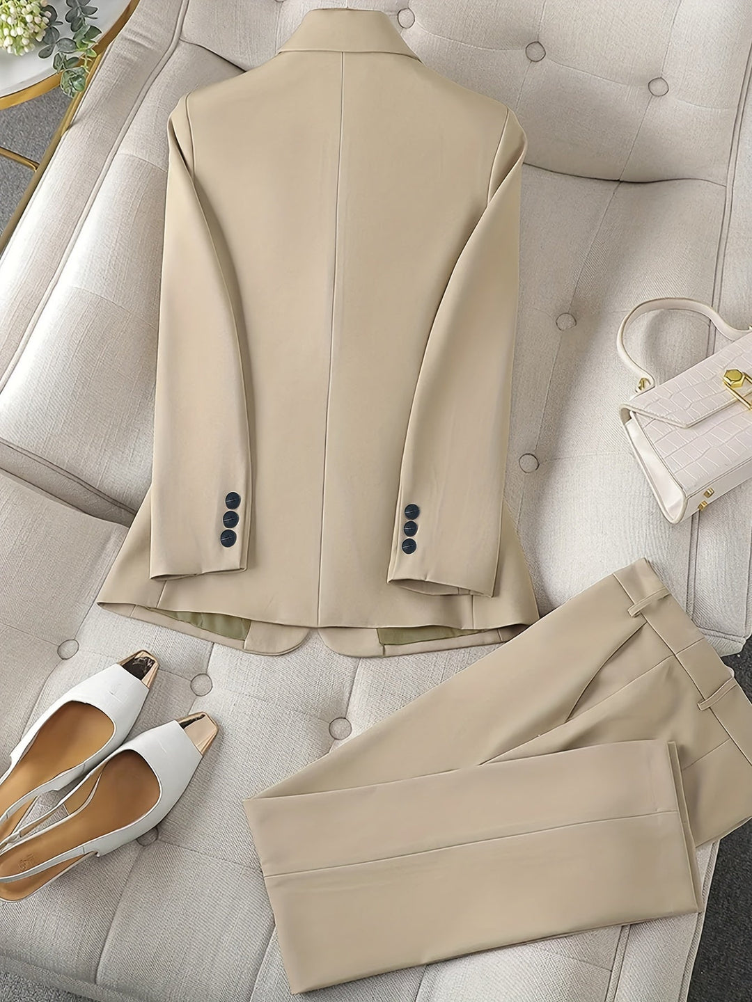 Women's Timeless Blazer Suit with Lapel Collar – Elegant for All Seasons-Metro Lane Plaza