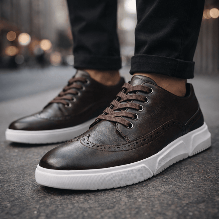 Brogue-sneakers i læder til mænd
