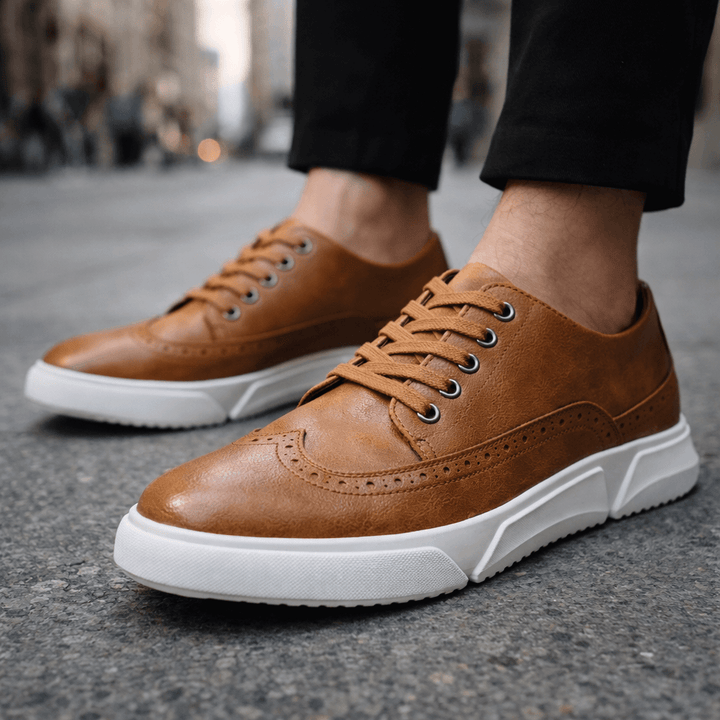 Brogue-sneakers i læder til mænd