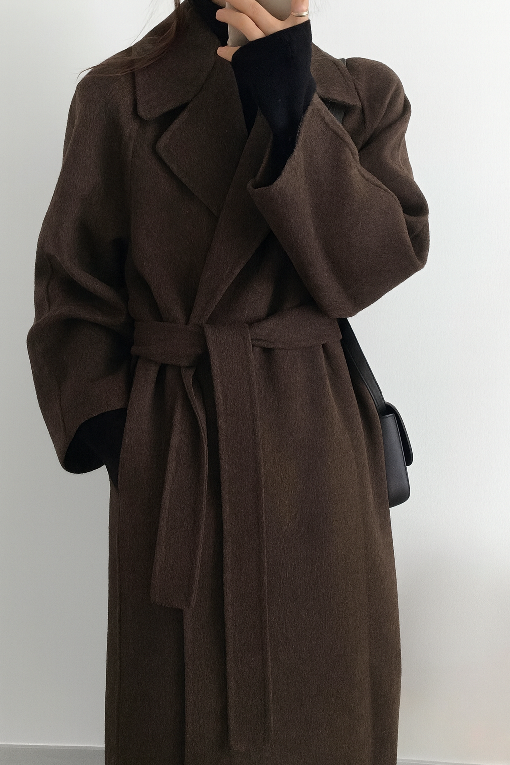 Langer Oversize-Mantel für Damen mit Gürtel