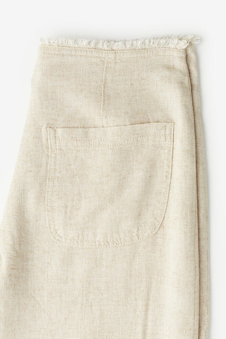 Tilde | Women's Wide-Legged Jeans – Light Denim, Relaxed Fit-Metro Lane Plaza