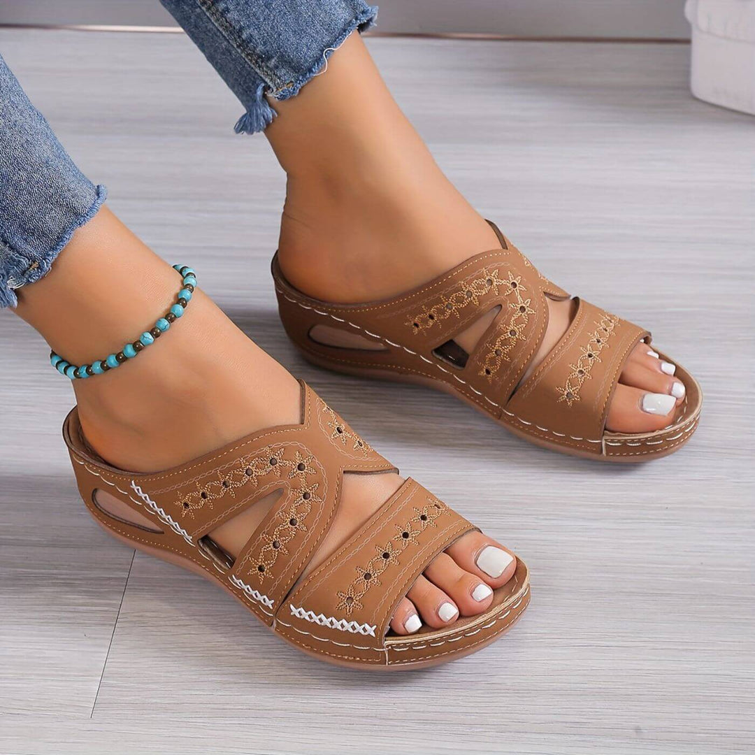 Lunaria | Comfortable Women's Orthopedic Sandals for Pain Relief-Metro Lane Plaza