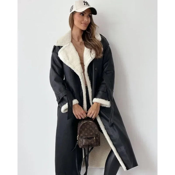 Eleganter Mantel mit Klappen für Damen