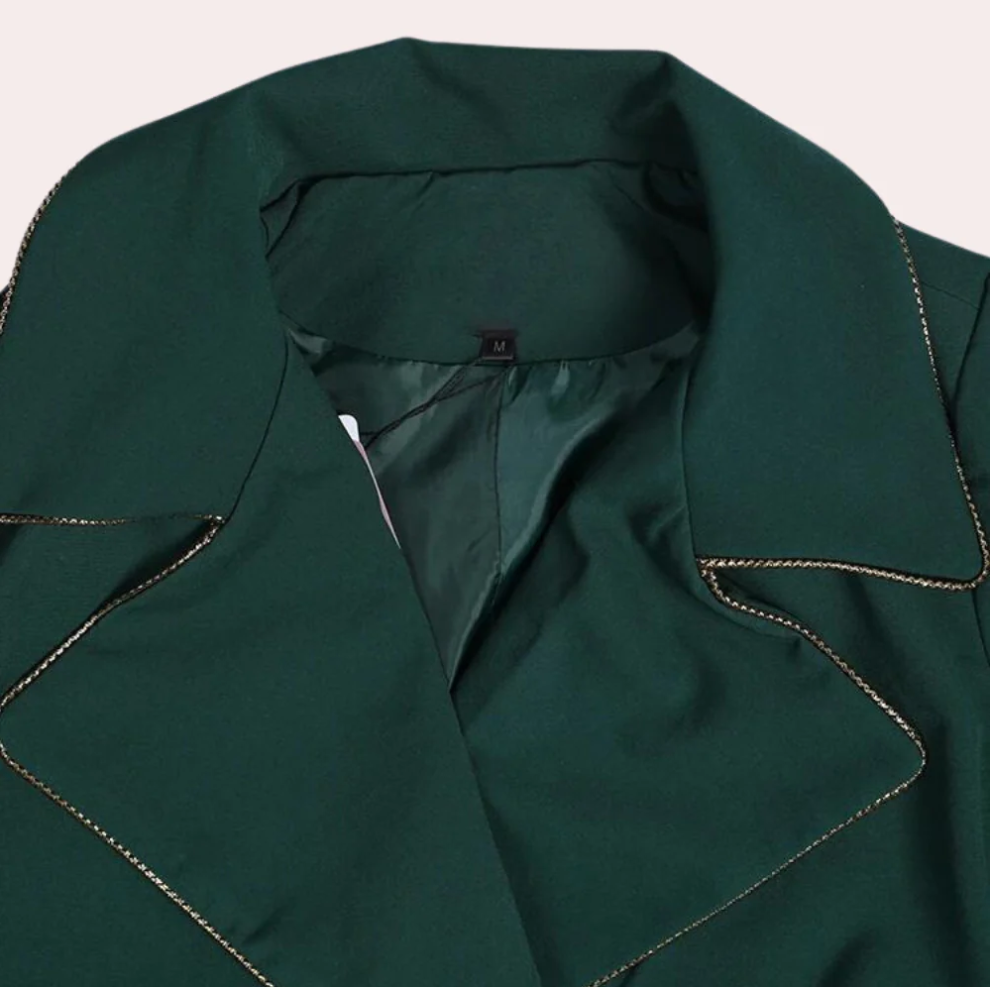 Amélie | Women's Timeless Comfortable Trench Coat-Metro Lane Plaza