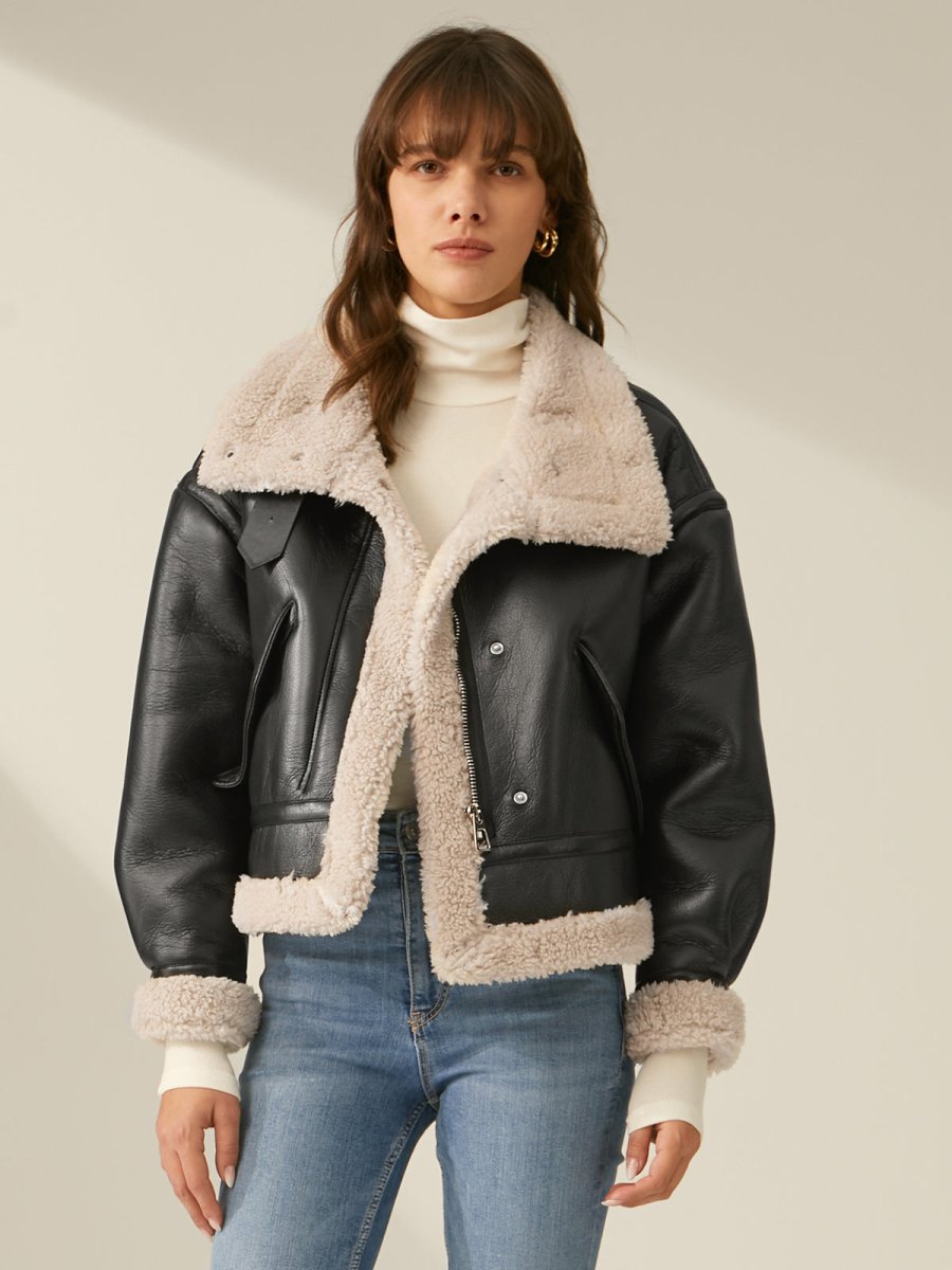 Blouson d’aviateur pour femme en similicuir avec doublure douillette en sherpa