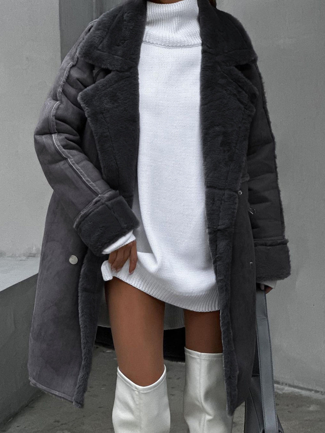 Oversized jakke i imiteret lammeskind til kvinder