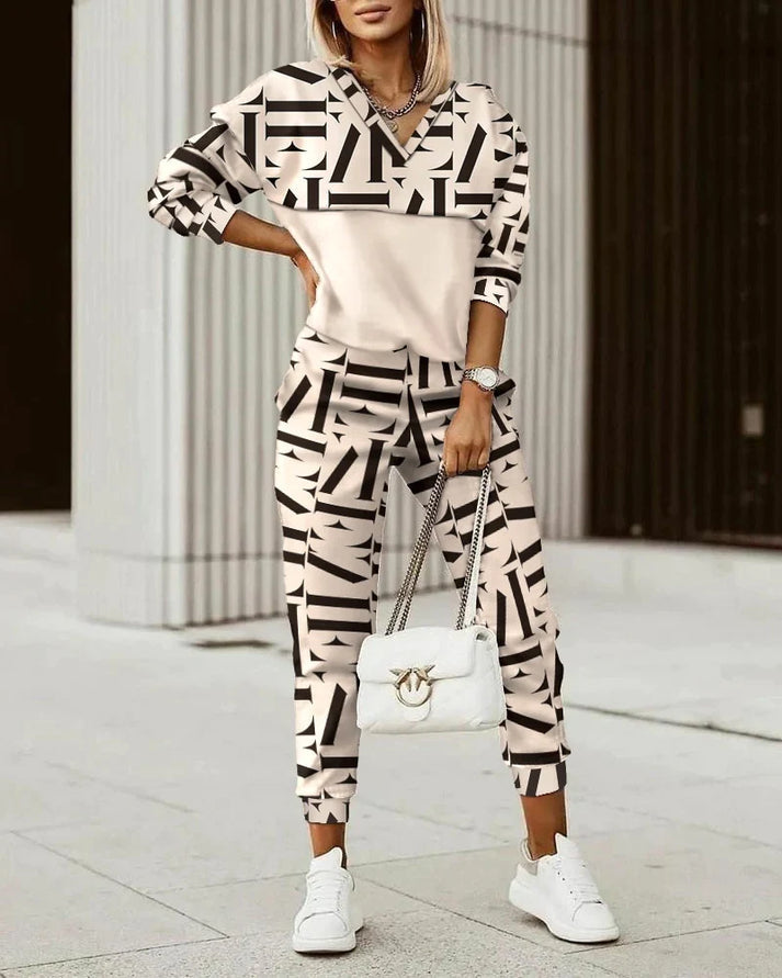 Women's Stylish and Cozy Tracksuit-Metro Lane Plaza