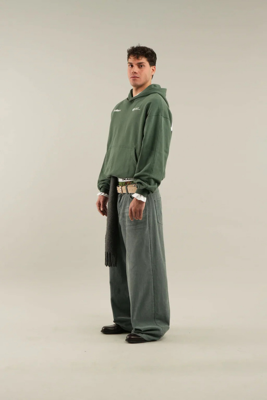 Avery | Stylish Unisex Hoodie for Daily Comfort-Metro Lane Plaza