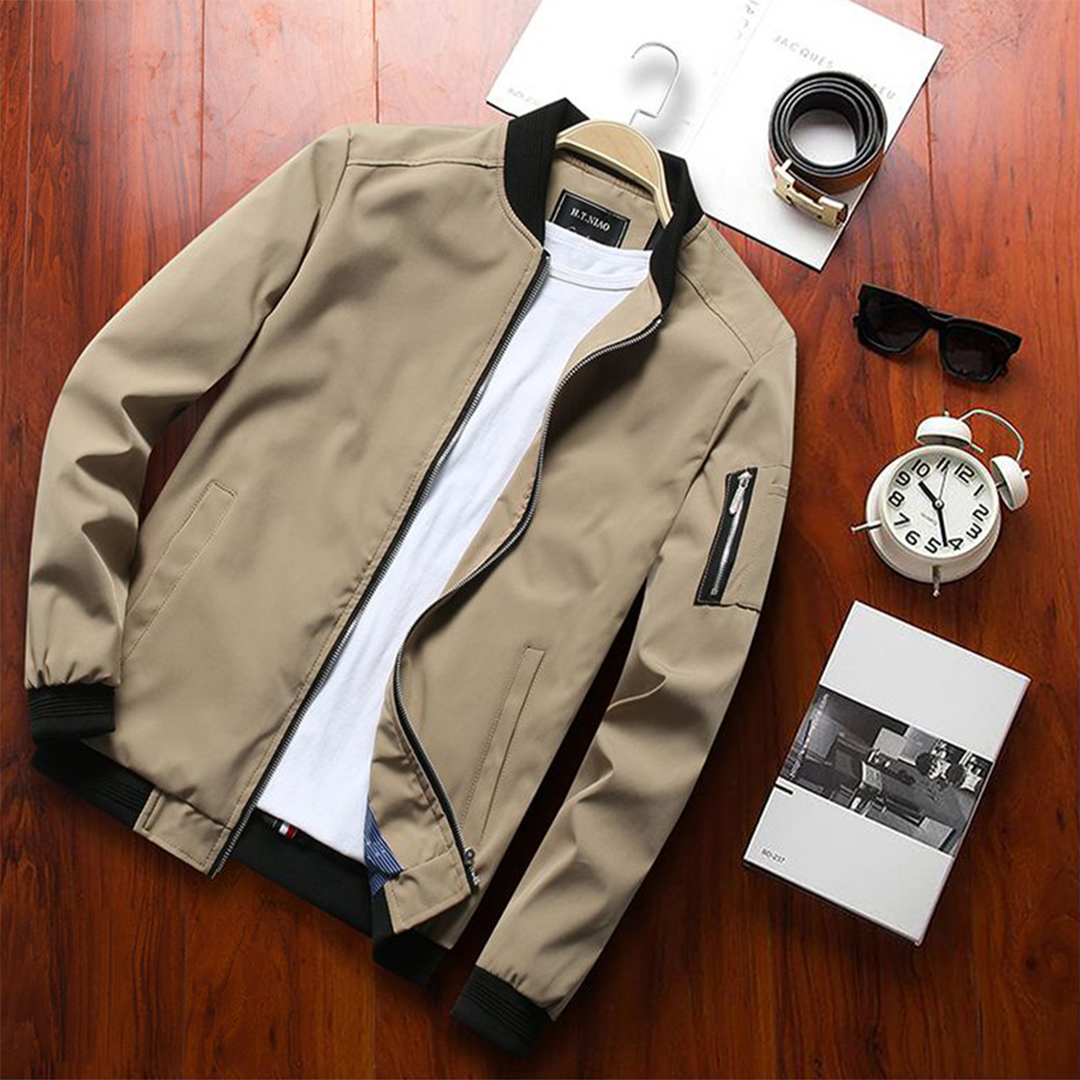 Stylische Herren-Bomberjacke