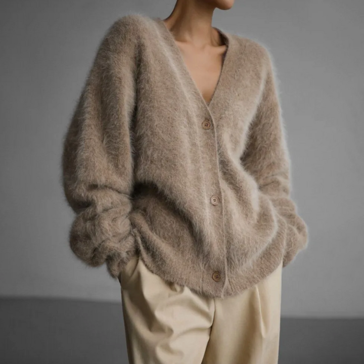Sienna | Women's Luxurious Cashmere Cardigan for Elegant Style-Metro Lane Plaza