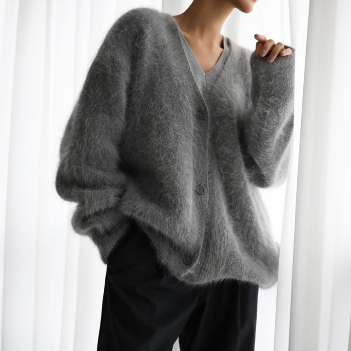 Sienna | Women's Luxurious Cashmere Cardigan for Elegant Style-Metro Lane Plaza
