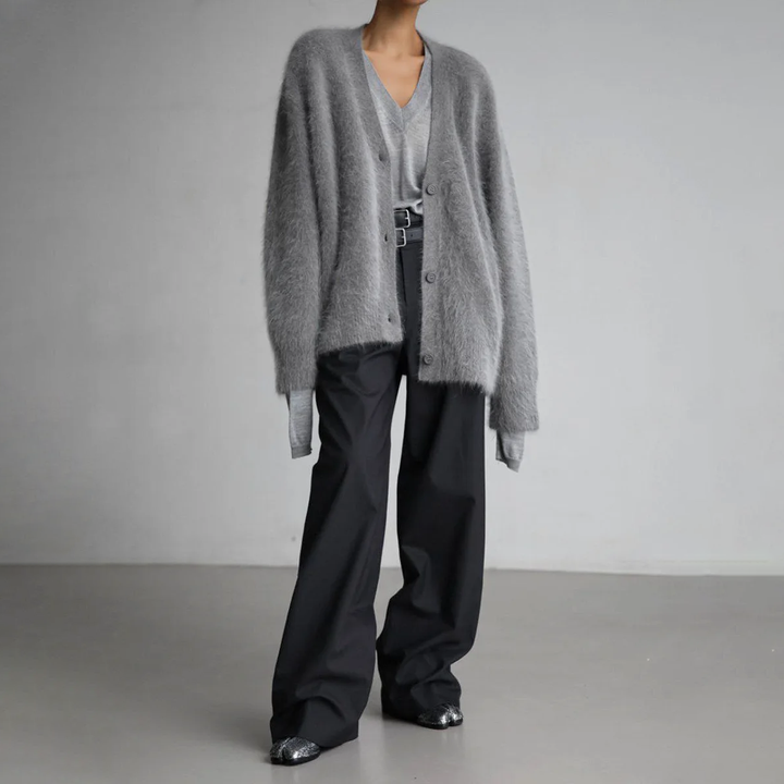 Sienna | Women's Luxurious Cashmere Cardigan for Elegant Style-Metro Lane Plaza
