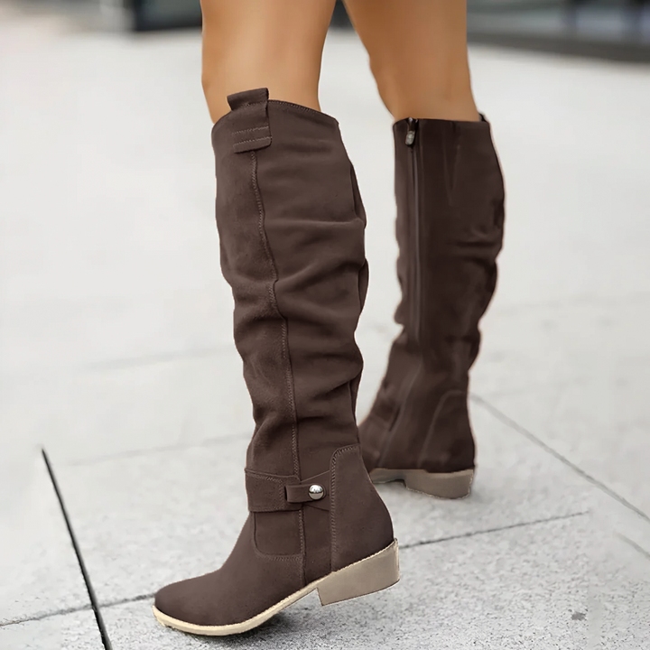 Botas de camurça até ao joelho para mulher
