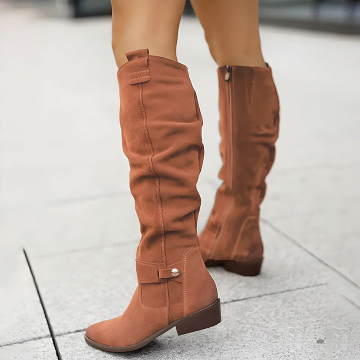 Botas de camurça até ao joelho para mulher