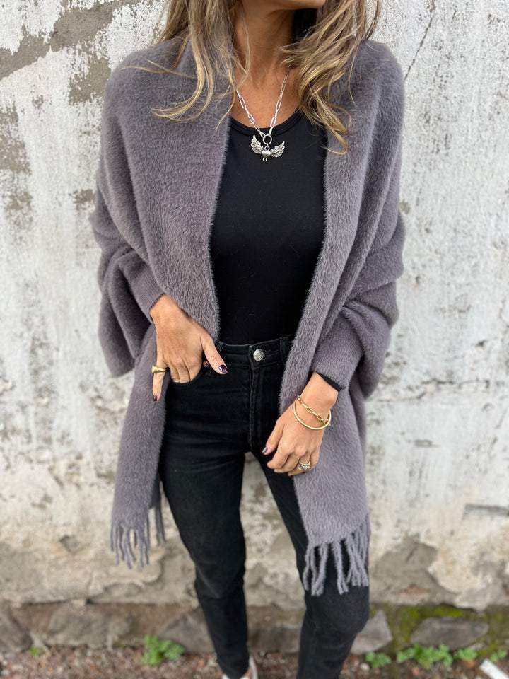 Lunara | Women's Elegant Modern Winter Coat-Metro Lane Plaza