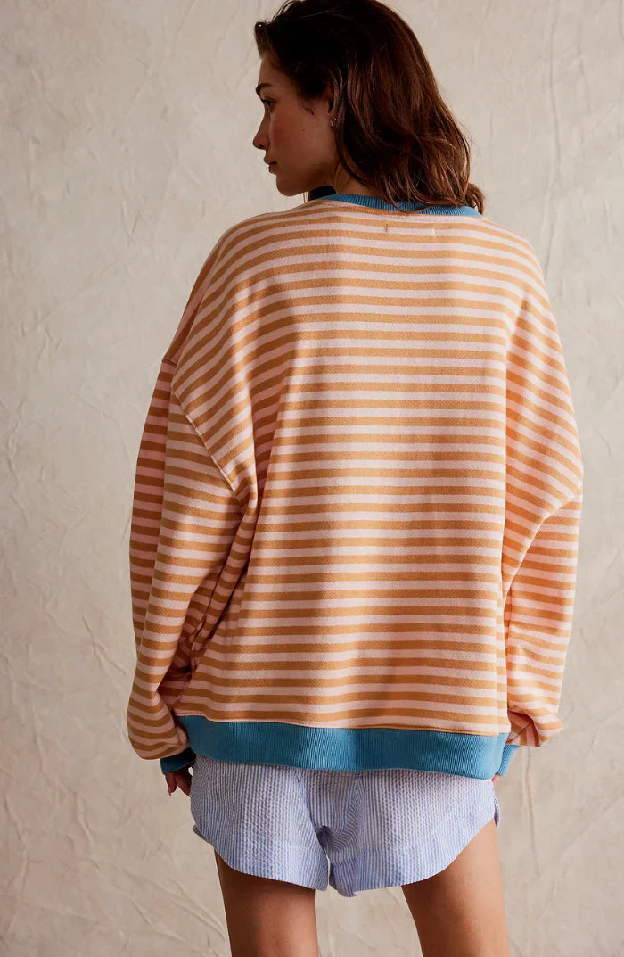 Sophia | Women's Cozy Oversized Sweatshirt-Metro Lane Plaza
