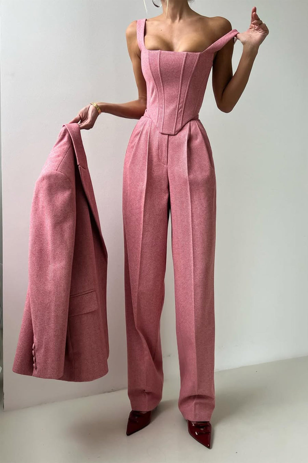 Emma | Women's Elegant Herringbone Three-Piece Suit Set-Metro Lane Plaza