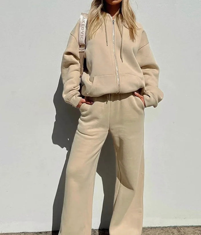 Emily | Women's Fleece Sports Set with Zip Hoodie and Jogging Pants-Metro Lane Plaza