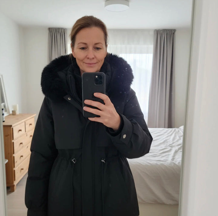 Mel | Women's Elegant Winter Coat-Metro Lane Plaza