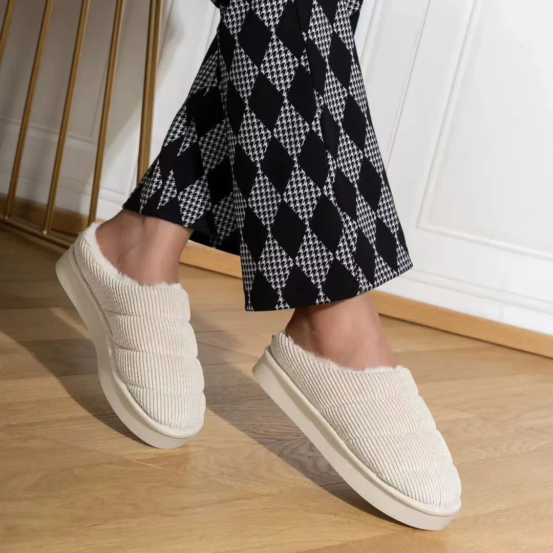 Emily | Women's Comfortable Indoor Slippers - Soft Velvet, Beige-Metro Lane Plaza