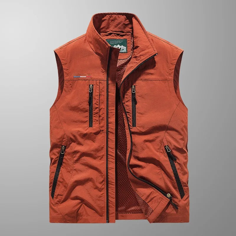 Kevin | Men's Lightweight Breathable Sleeveless Cargo Vest-Metro Lane Plaza