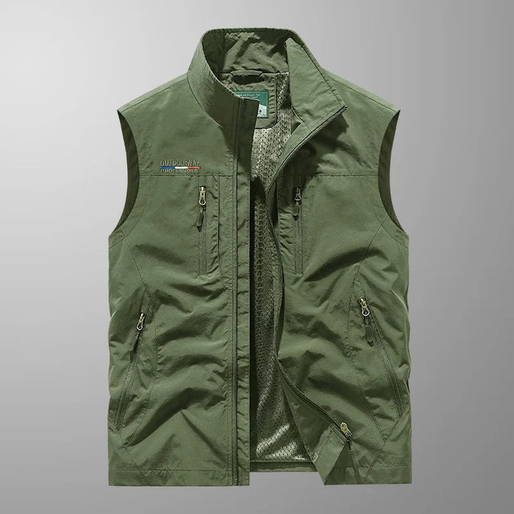 Kevin | Men's Lightweight Breathable Sleeveless Cargo Vest-Metro Lane Plaza