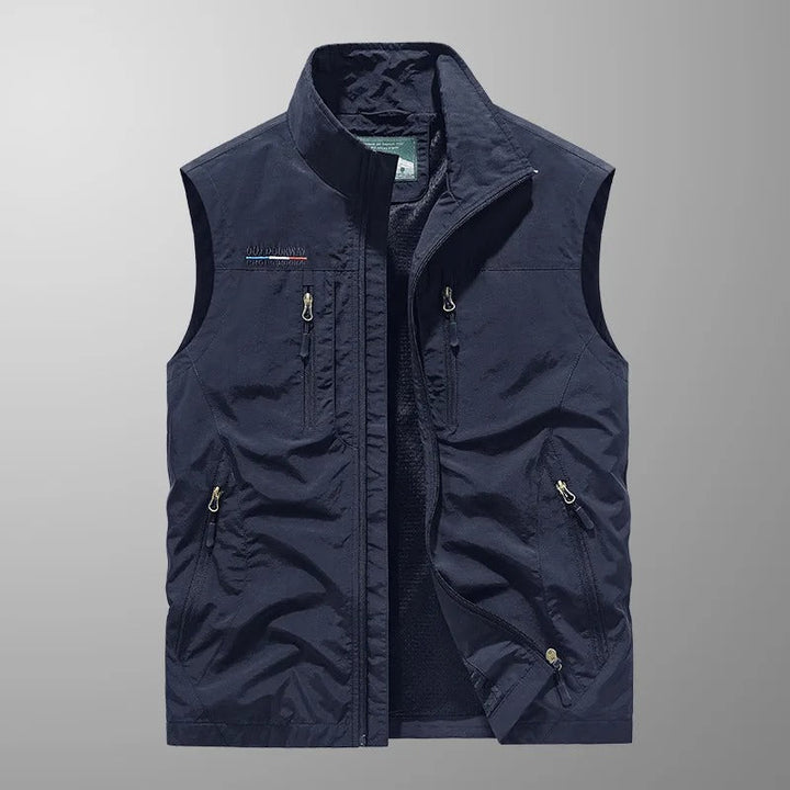 Kevin | Men's Lightweight Breathable Sleeveless Cargo Vest-Metro Lane Plaza