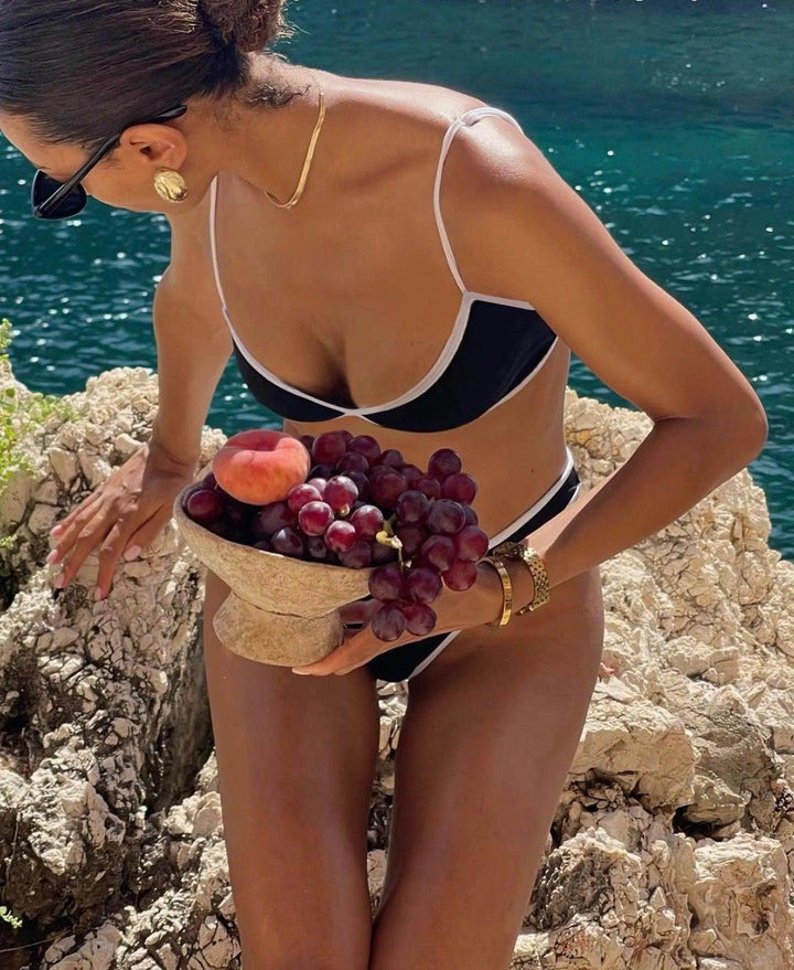 Sonia | Women's Bikini Set with Contrasting Edges-Metro Lane Plaza