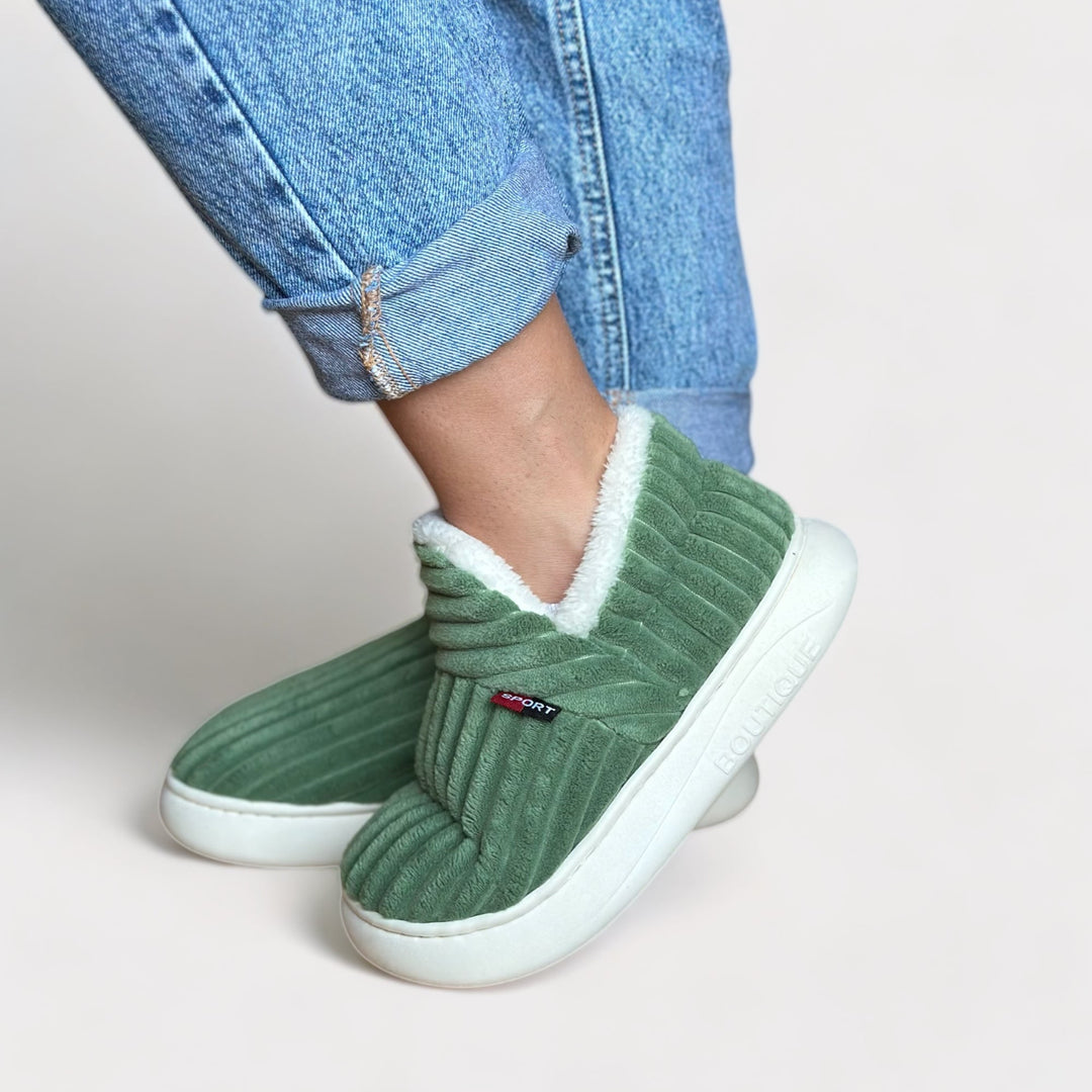 Novi Slippers Unisex | Cozy and Soft Slippers for Ultimate Comfort-Metro Lane Plaza