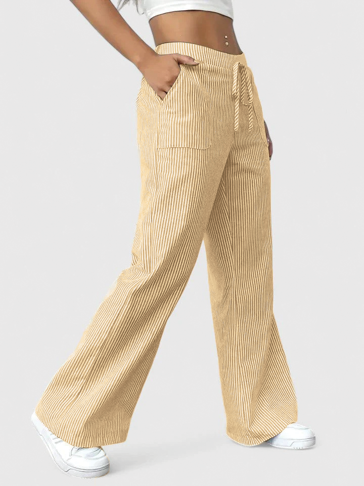 Emma | Women's Wide-Leg Jeans-Metro Lane Plaza