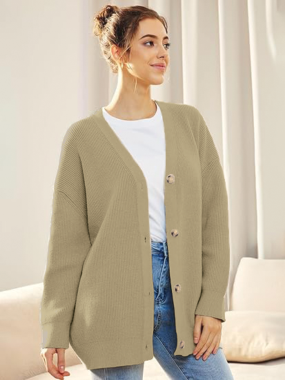 Gestrickte Strickjacke mit Knöpfen für Damen